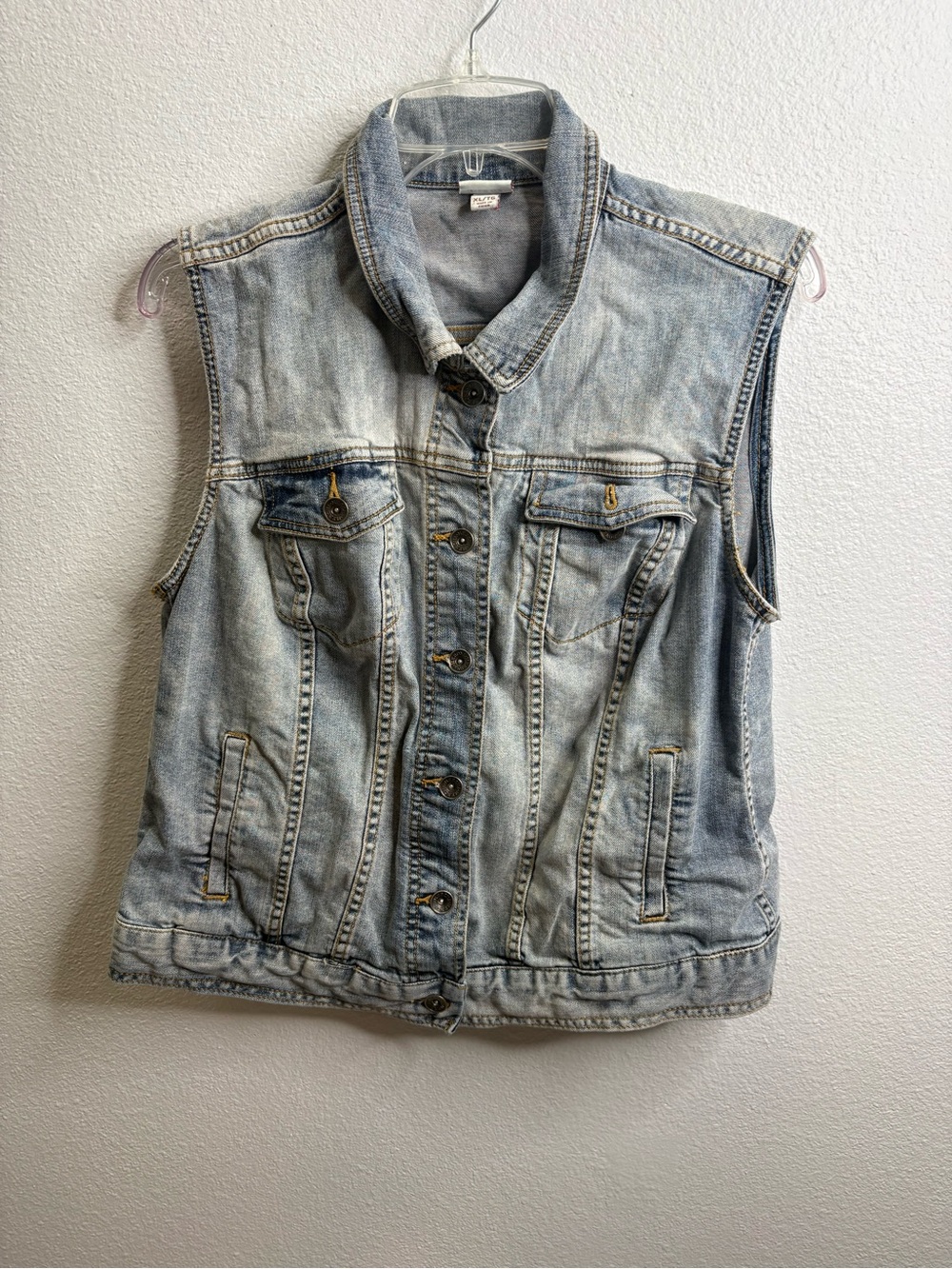 Merona Size XL Denim Vest